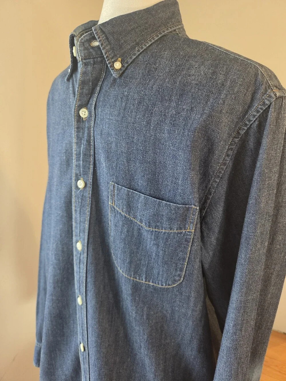 J. Crew Classic Men's Indigo Blue Denim Button-Down Shirt Medium